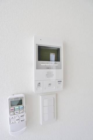 セキュリティ　モニターホンで安心です。