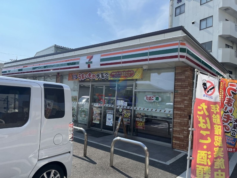 コンビニ　セブンイレブン　豊中勝部店（コンビニ）まで129m
