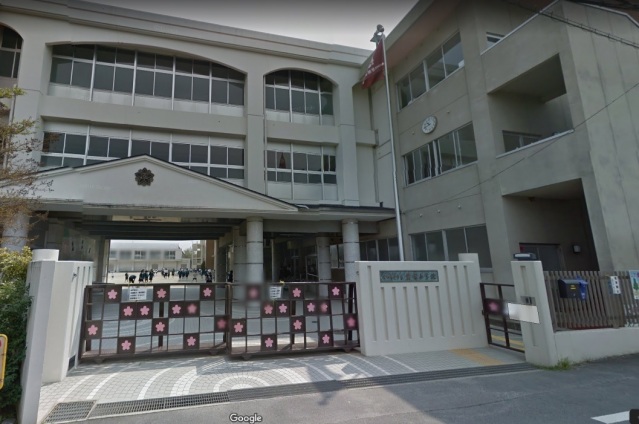 小学校　大和高田市立磐園小学校（小学校）まで1261m