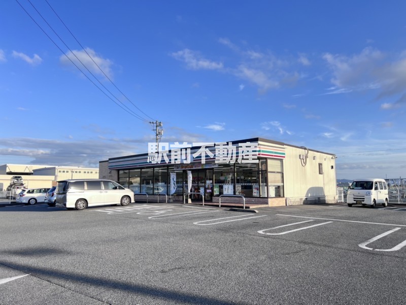 コンビニ　セブンイレブン鳥栖今泉店（コンビニ）まで400m