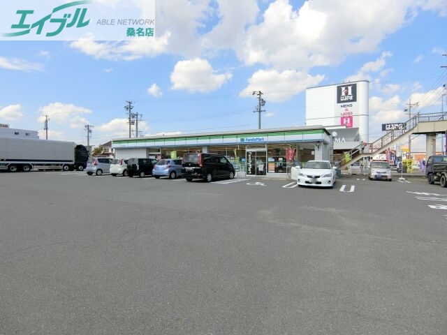 コンビニ　ファミリーマート四日市松原町店（コンビニ）まで286m