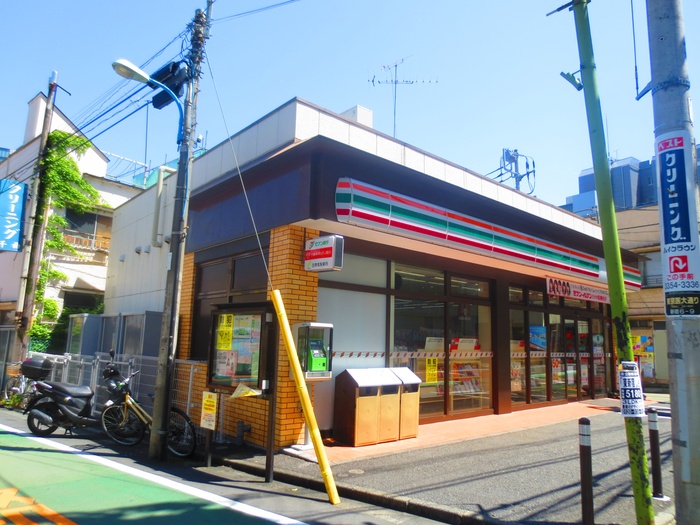 コンビニ　セブンイレブン（コンビニ）まで120m