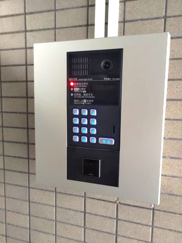 セキュリティ　安心のオートロック付