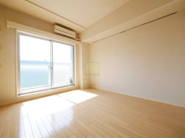 メイリリー経堂の居間写真