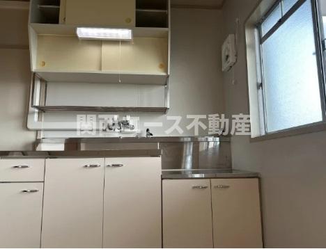 京阪本線 寝屋川市駅 徒歩39分 5階建 築58年のキッチン写真