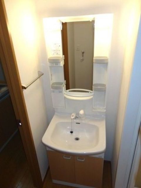 洗面設備　室内参考写真