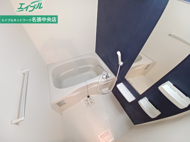 バス・シャワールーム　同型参考写真