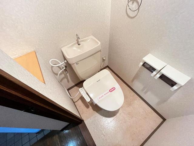 トイレ　トイレ