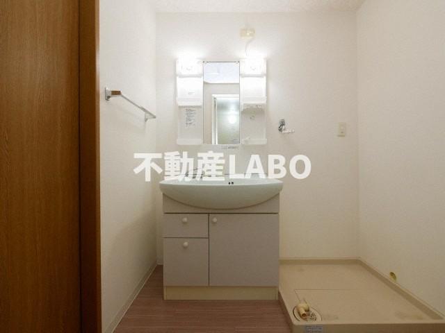 地下鉄中央線 朝潮橋駅 徒歩3分 8階建 築25年の内装写真