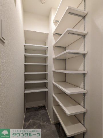 玄関　収納