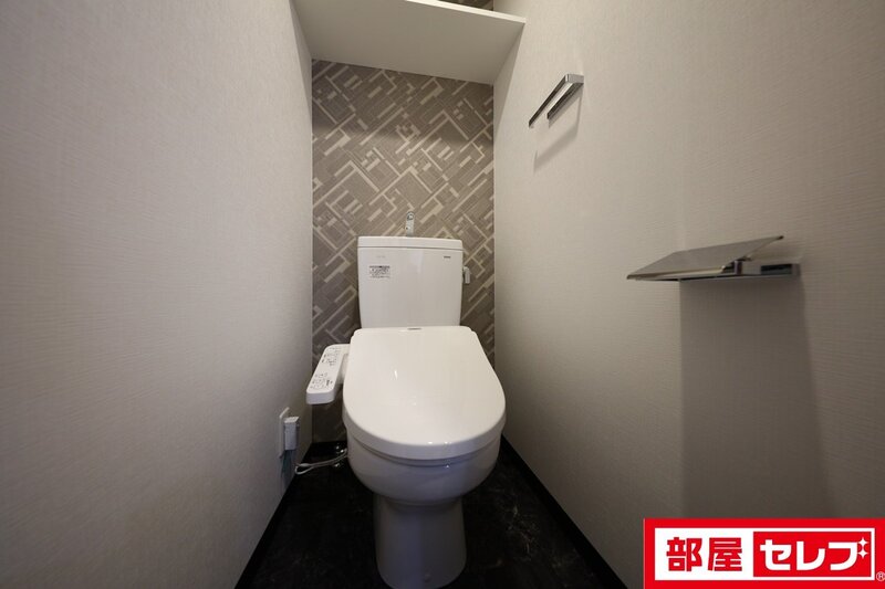 S-RESIDENCE鶴舞IIのトイレ写真