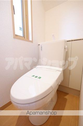 プティ・イーレのトイレ写真