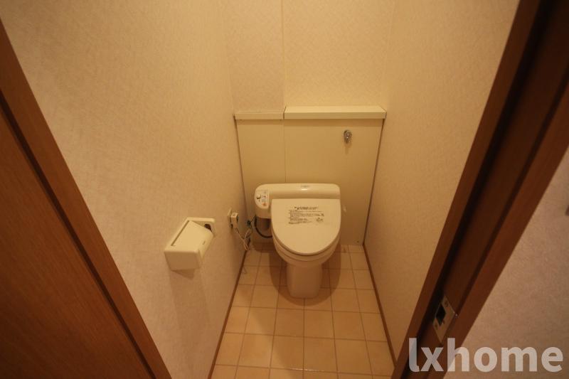 トイレ　コンパクトで使いやすいトイレです