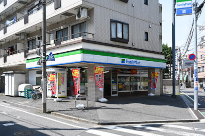 コンビニ　ファミリーマート 小竹向原店（コンビニ）まで84m