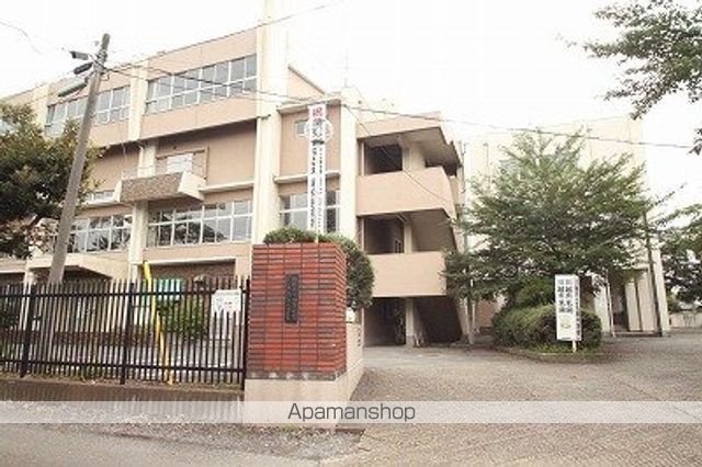 中学校　川越市立名細中学校（中学校）まで495m