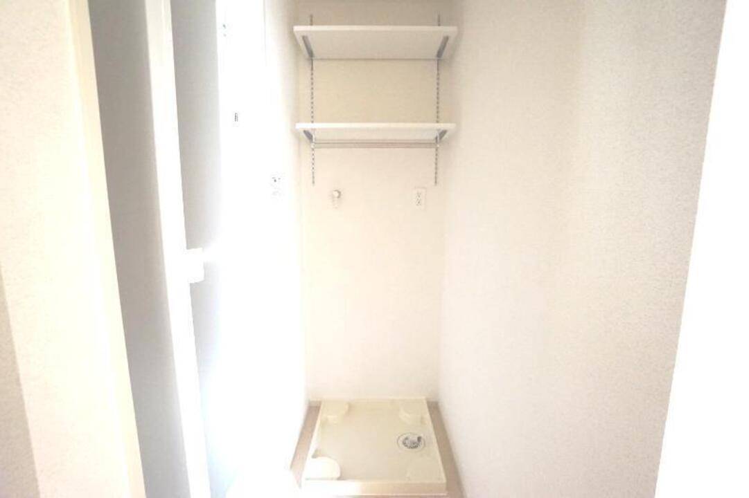 その他設備　洗濯機置場