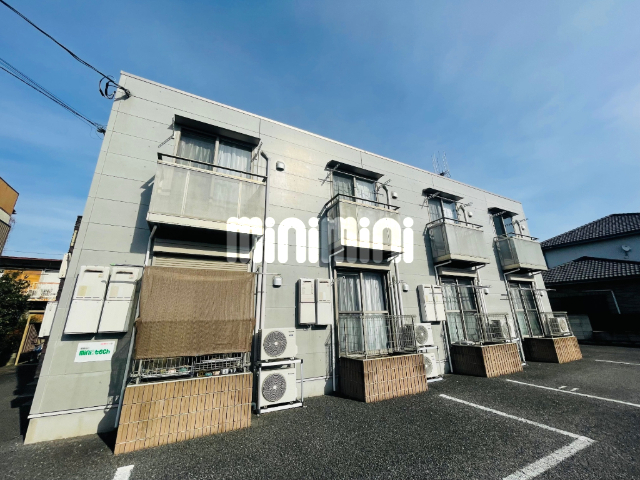 建物外観　スタイリッシュな外観です