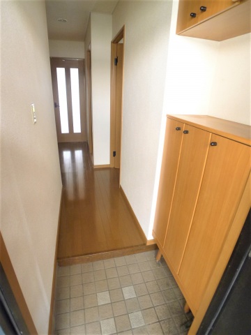 ロイヤルクイーンの玄関写真