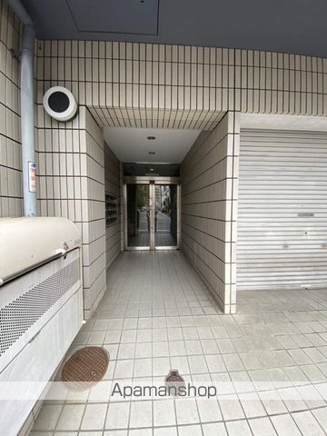 広島電鉄本線 稲荷町駅 徒歩5分 7階建 築36年の外観写真