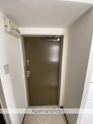 広島電鉄本線 稲荷町駅 徒歩5分 7階建 築36年の玄関写真