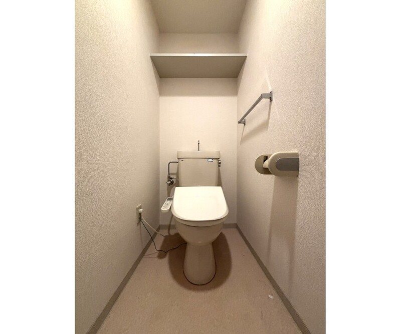ＪＲ京浜東北線 西川口駅 徒歩5分 8階建 築35年のトイレ写真