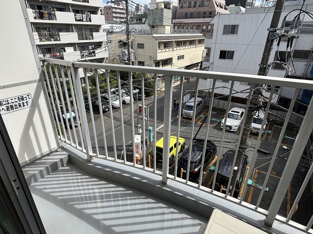 バルコニー　東向きバルコニー　日当り・眺望良好
