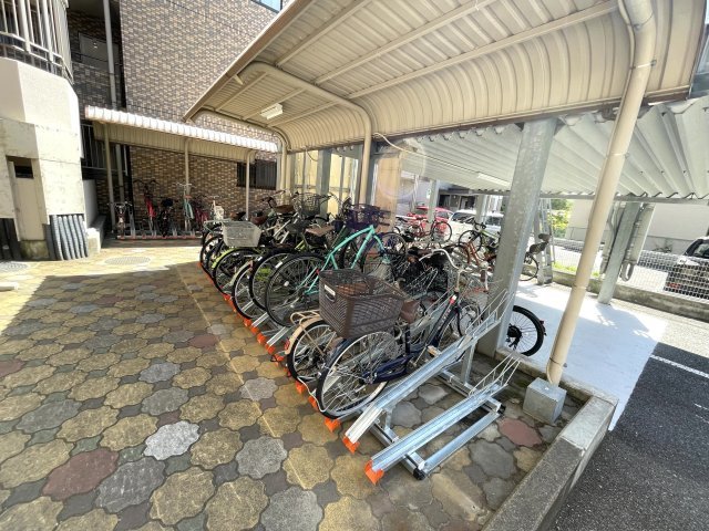 レジェンダリー小松の外観写真