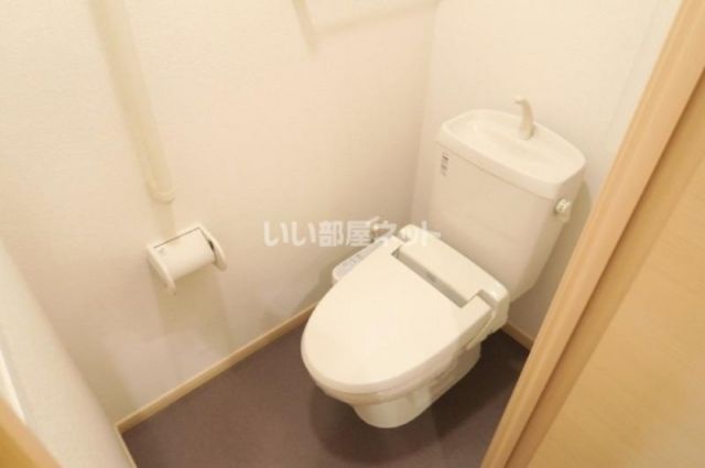 ラ・フォルテ新大阪のトイレ写真