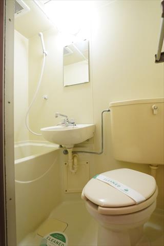 都営浅草線 戸越駅 徒歩6分 4階建 築31年のトイレ写真
