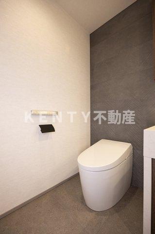 トイレ　トイレもきれいです