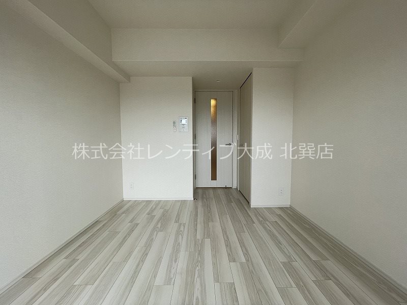 地下鉄千日前線 今里駅 徒歩2分 15階建 築7年の居間写真