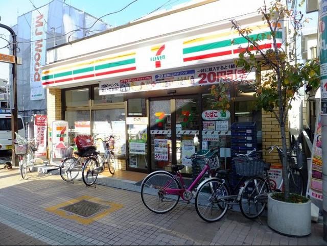コンビニ　セブンイレブン豊島駒込6丁目店（コンビニ）まで390m