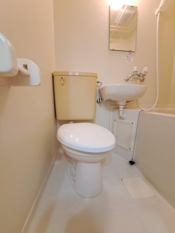トイレ　ユニットバス トイレ部分