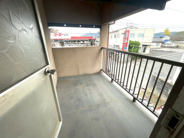 バルコニー　2階建て戸建て