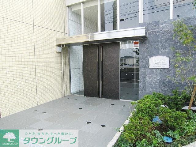 エントランス　★オートロック付きエントランス★
