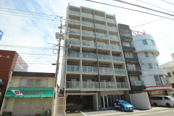 Pino楽々園の外観写真