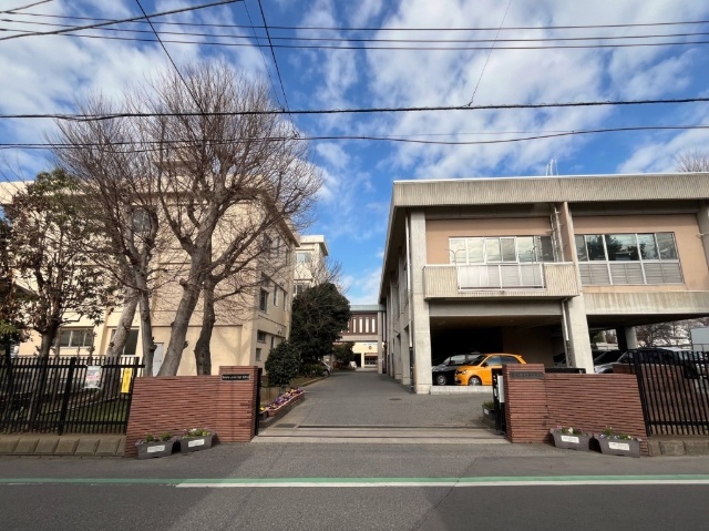 中学校　柏市立酒井根中学校（中学校）まで913m