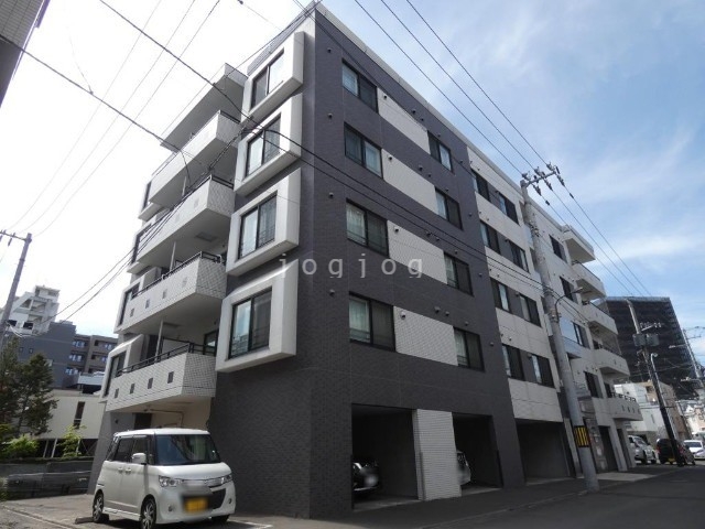 建物外観　エル・ファロ７６