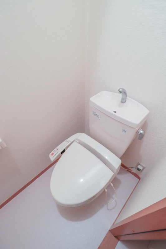 トイレ　図面と現状に相違がある場合には現状を優先
