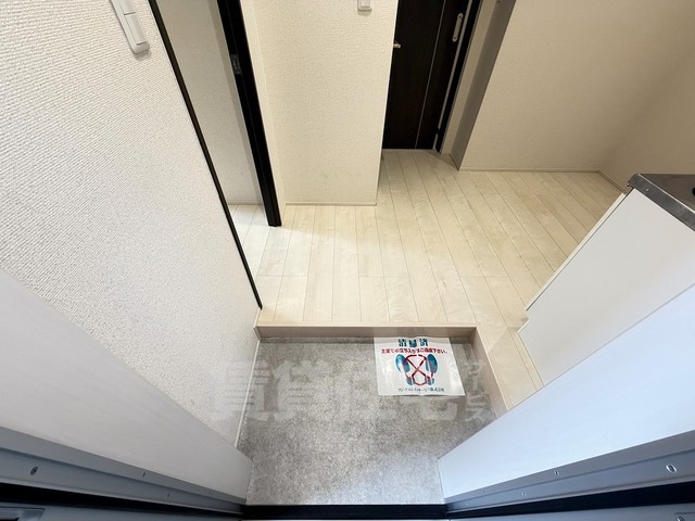 近鉄奈良線 若江岩田駅 徒歩4分 3階建 築8年の玄関写真