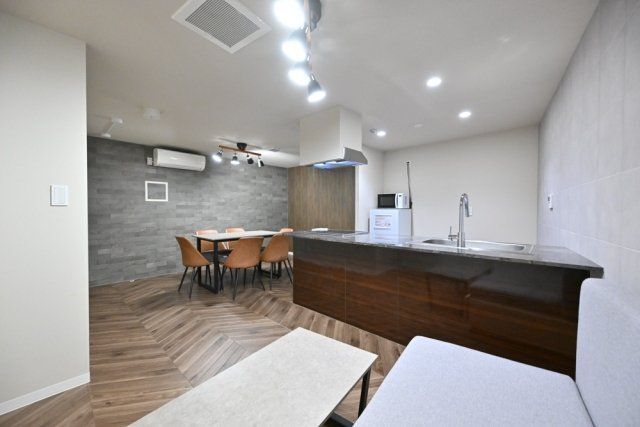 Apartment小石川後楽園の居間写真