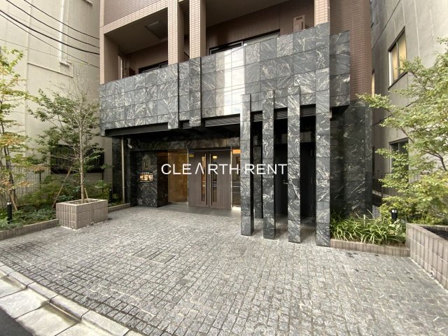 エントランス　同タイプ別住戸写真となります。現況と異なる場合がございます。