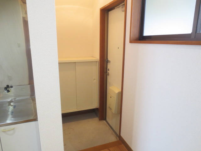 ハイツ大坪の玄関写真