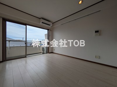 居室・リビング　※別号室参考写真※
