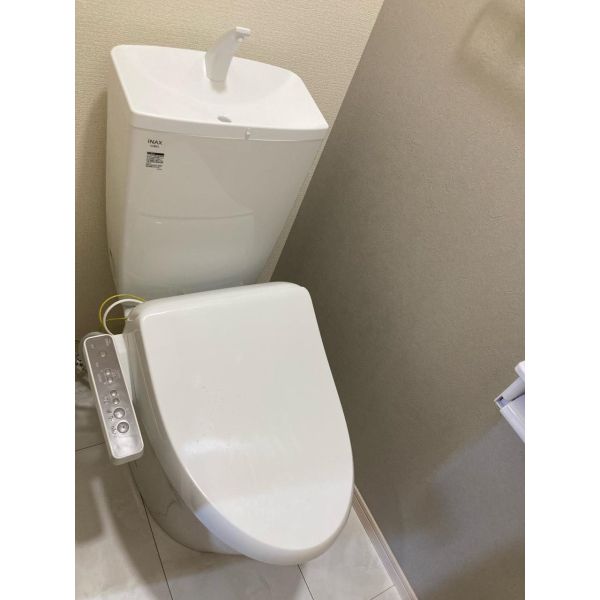 トイレ　参考写真(別号室)