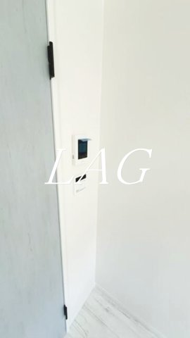 セキュリティ　モニター付きインターホンです。