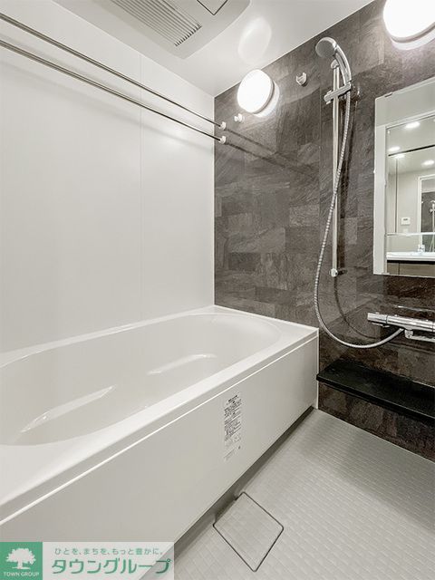 バス・シャワールーム　※写真は同タイプ住戸です。