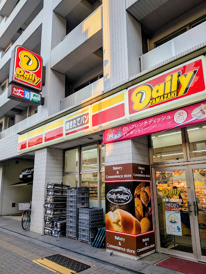 コンビニ　デイリーヤマザキ 浅草花川戸店（コンビニ）まで137m