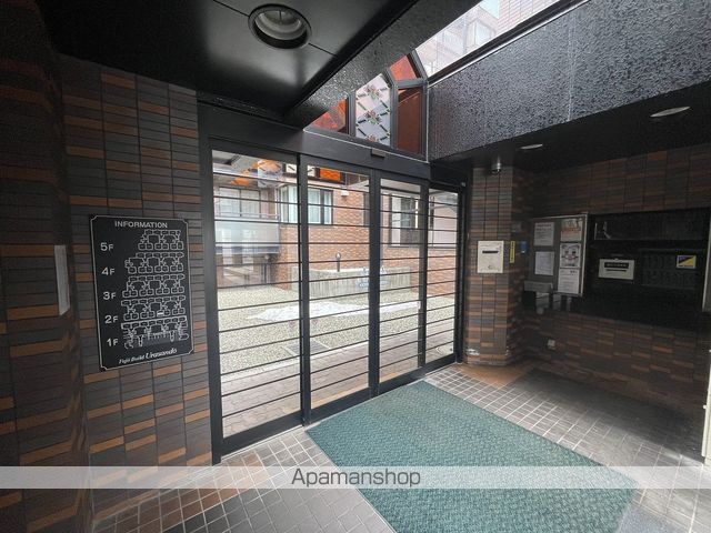 ロビー　ロビー