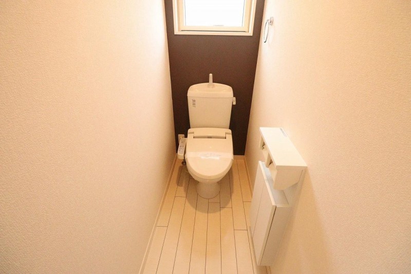 トイレ　※別部屋参考写真・現況優先※